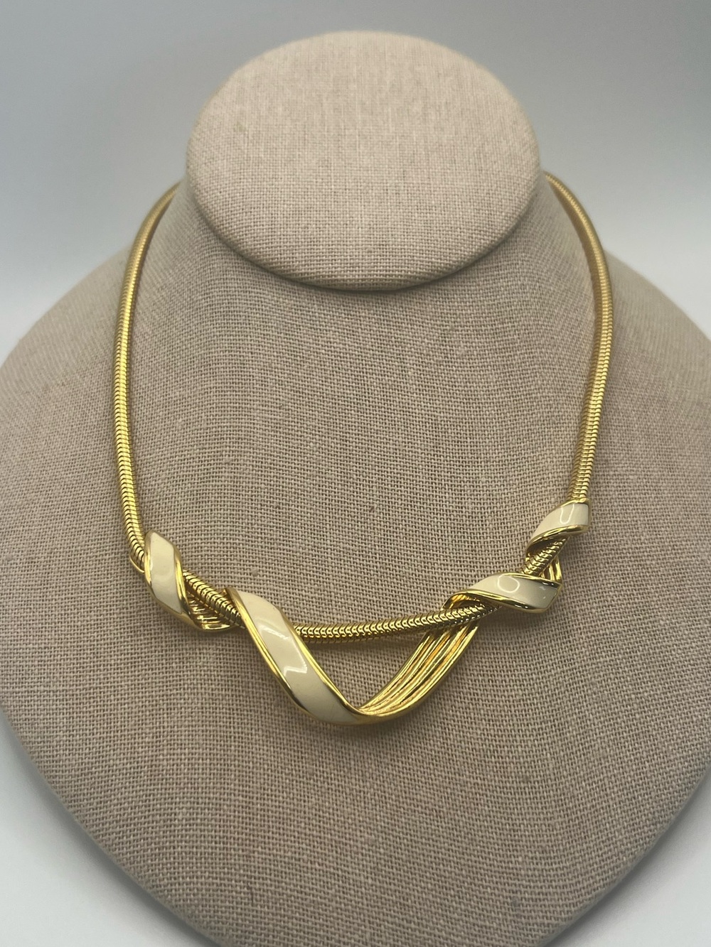 Vintage Monet Gold Tone and Cream Collar Necklace